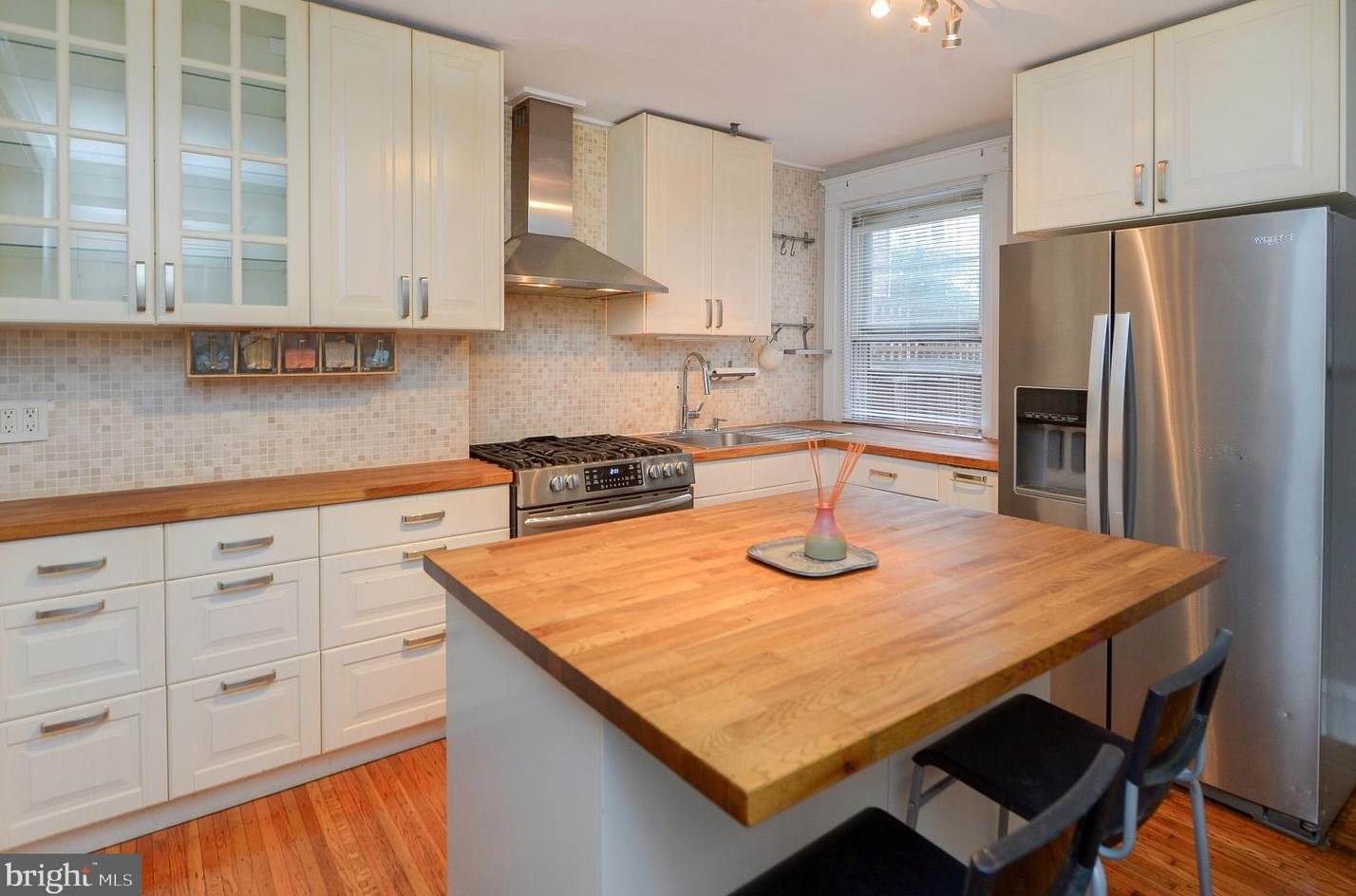 3525 Vaux St, Philadelphia PA 19129-1447 exterior