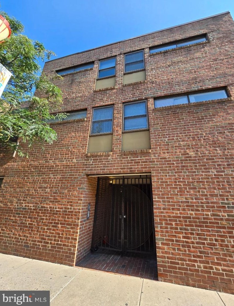723 South St, Philadelphia PA  19147-2022 exterior