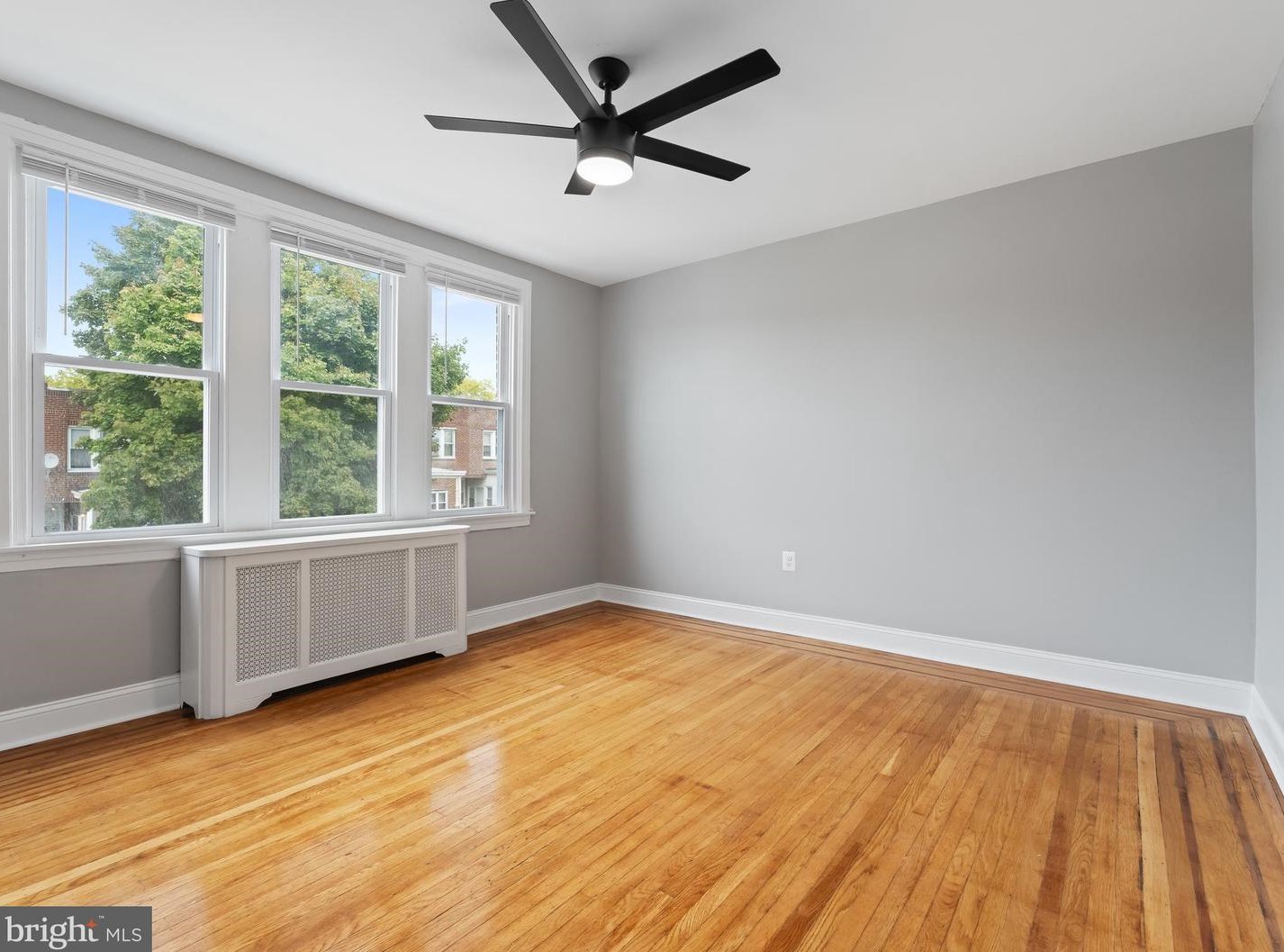 1926 Sparks St, Philadelphia PA 19120-1421 exterior