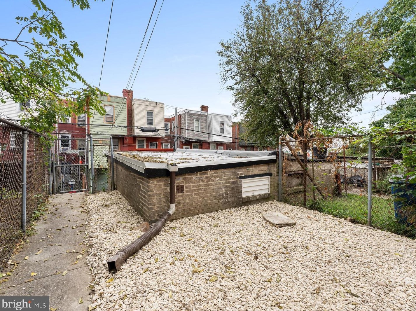 1926 Sparks St, Philadelphia PA 19120-1421 exterior