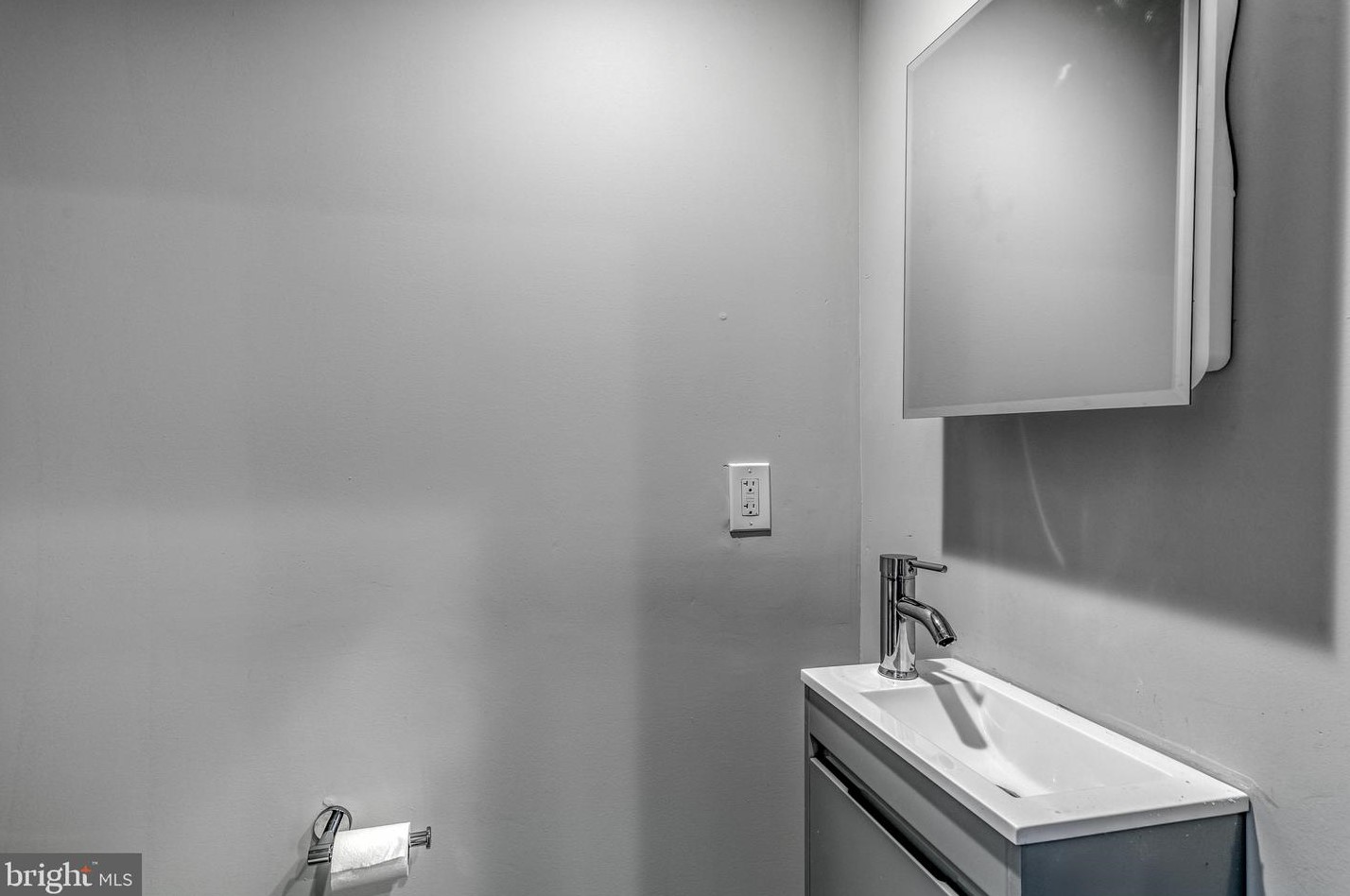 2515 7th St, Philadelphia PA 19148-4601 exterior