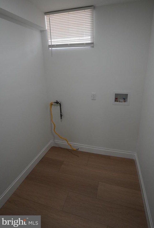 2129 Sanger St, Philadelphia PA 19124-1106 exterior