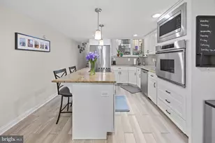 1019 Lombard St, Philadelphia, PA 19147 - Photo 10