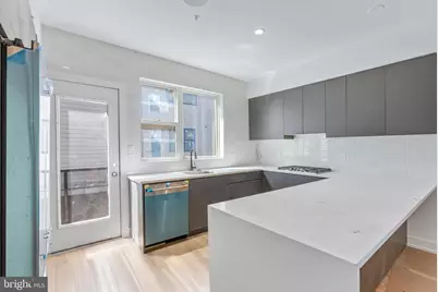 600 Fairmount Avenue #J4, Philadelphia, PA 19123 - Photo 10