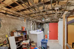 2410 Wharton St, Philadelphia, PA 19146 - Photo 34