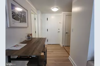 219 S 18th Street #703, Philadelphia, PA 19103 - Photo 2