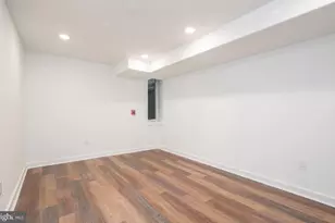 727 N 39th St, Philadelphia, PA 19104 - Photo 16