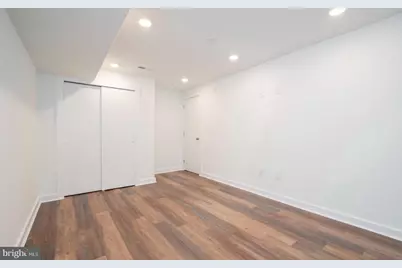 727 N 39th Street, Philadelphia, PA 19104 - Photo 14