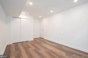 727 N 39th St, Philadelphia, PA 19104 - Photo 14