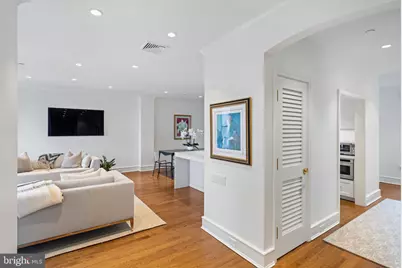 1901 Walnut Street #20E, Philadelphia, PA 19103 - Photo 8