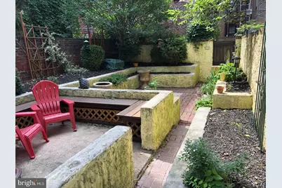 2306 Spruce Street #100, Philadelphia, PA 19103 - Photo 8