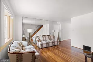 2426 S Rosella St, Philadelphia, PA 19153 - Photo 4