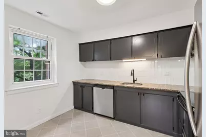 4000 Gypsy Lane #529, Philadelphia, PA 19129 - Photo 18