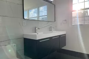 417 N Front St, Philadelphia, PA 19123 - Photo 4