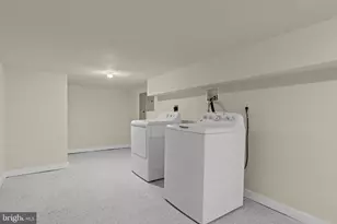 1814 N 22nd St, Philadelphia, PA 19121 - Photo 36