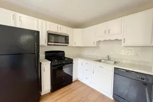 3346 Gurley Rd, Philadelphia, PA 19154 - Photo 18