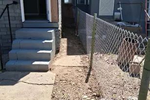 2029 Eastburn Ave, Philadelphia, PA 19138 - Photo 12