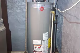 2029 Eastburn Ave, Philadelphia, PA 19138 - Photo 16