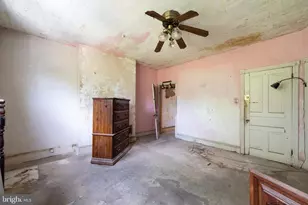 2312 Reed St, Philadelphia, PA 19146 - Photo 10