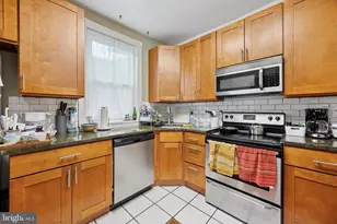 238 S 45th St, Philadelphia, PA 19104 - Photo 8