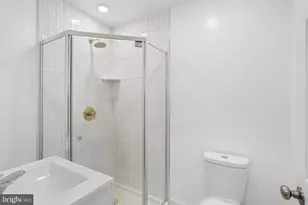 2116 N Franklin St, Philadelphia, PA 19122 - Photo 14