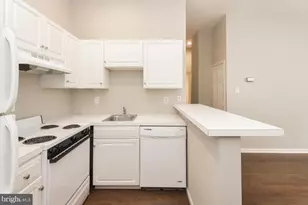 145 S 13th St, Philadelphia, PA 19107 - Photo 2