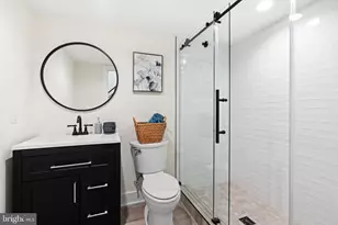 2623 Reed St, Philadelphia, PA 19146 - Photo 32