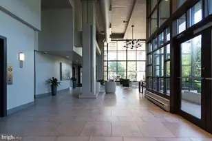 242941 Locust St, Philadelphia, PA 19103 - Photo 4