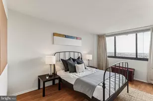 1326 Spruce St, Philadelphia, PA 19107 - Photo 14