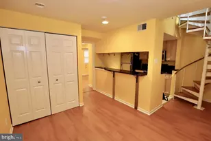 1737 Wallace St, Philadelphia, PA 19130 - Photo 8