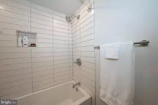 724 N 19th St, Philadelphia, PA 19130 - Photo 18