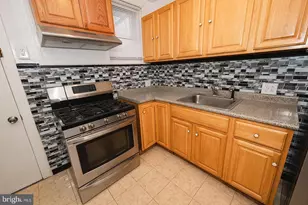 1833 E Hazzard St, Philadelphia, PA 19125 - Photo 14