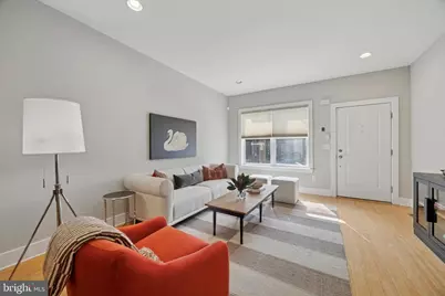 1639 Francis Street, Philadelphia, PA 19130 - Photo 4