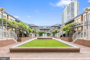 1900 Hamilton St, Philadelphia, PA 19130 - Photo 16