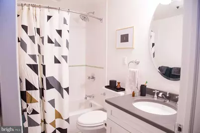 1518 Spruce Street #2C, Philadelphia, PA 19102 - Photo 16