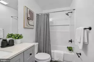 705 S 20th St, Philadelphia, PA 19146 - Photo 22