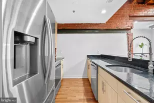 722 N 2nd St, Philadelphia, PA 19123 - Photo 12