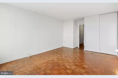 604 S Washington Square #1111, Philadelphia, PA 19106 - Photo 12