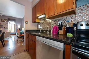 825 N 29th St, Philadelphia, PA 19130 - Photo 12