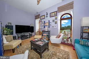 825 N 29th St, Philadelphia, PA 19130 - Photo 16