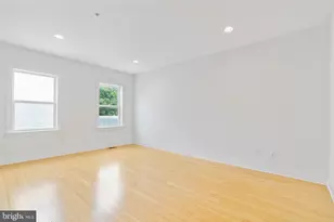 2103 E Susquehanna Ave, Philadelphia, PA 19125 - Photo 22