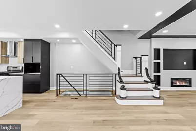 914 W Duncannon Avenue, Philadelphia, PA 19141 - Photo 10