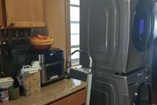 426 N Horton St, Philadelphia, PA 19151 - Photo 6