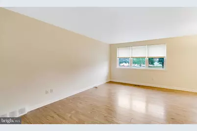 9754 E Roosevelt Boulevard #1, Philadelphia, PA 19115 - Photo 4