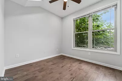 2124 Fernon Street, Philadelphia, PA 19145 - Photo 12