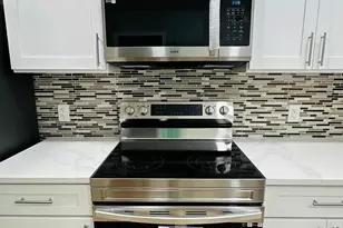 6637 N Bouvier St, Philadelphia, PA 19126 - Photo 10