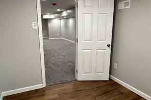 6637 N Bouvier St, Philadelphia, PA 19126 - Photo 34