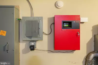 927 S 60th Street, Philadelphia, PA 19143 - Photo 30