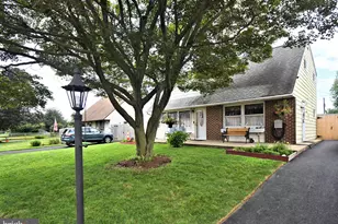 2830 Woodhaven Rd, Philadelphia, PA 19154 - Photo 2