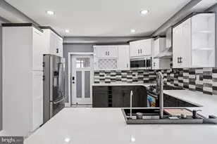 5556 Osage Ave, Philadelphia, PA 19143 - Photo 8